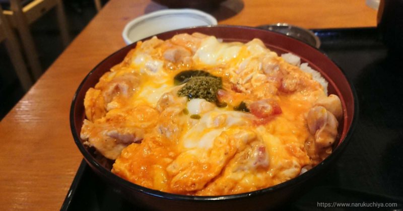 バードマン　トマトチリソース親子丼