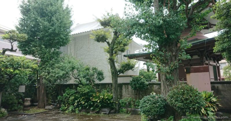 善養寺　境内